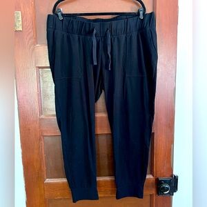 Isabel Maternity by Ingrid & Isabel Joggers - Size XXL